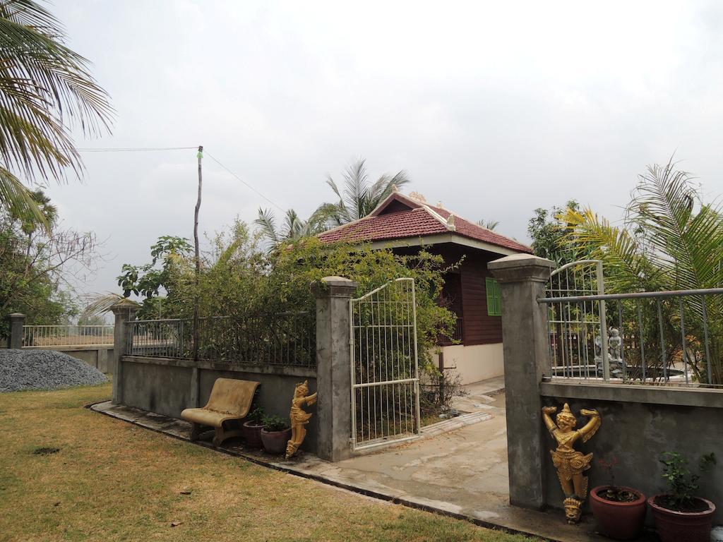 Meas Family Homestay Angk Ta Saom Luaran gambar